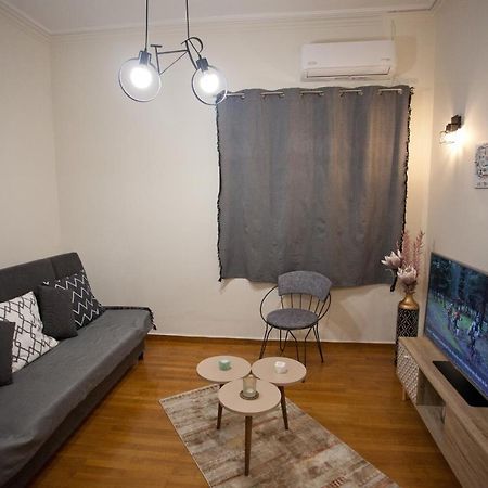 Lovely Nest Piraeus Bagian luar foto