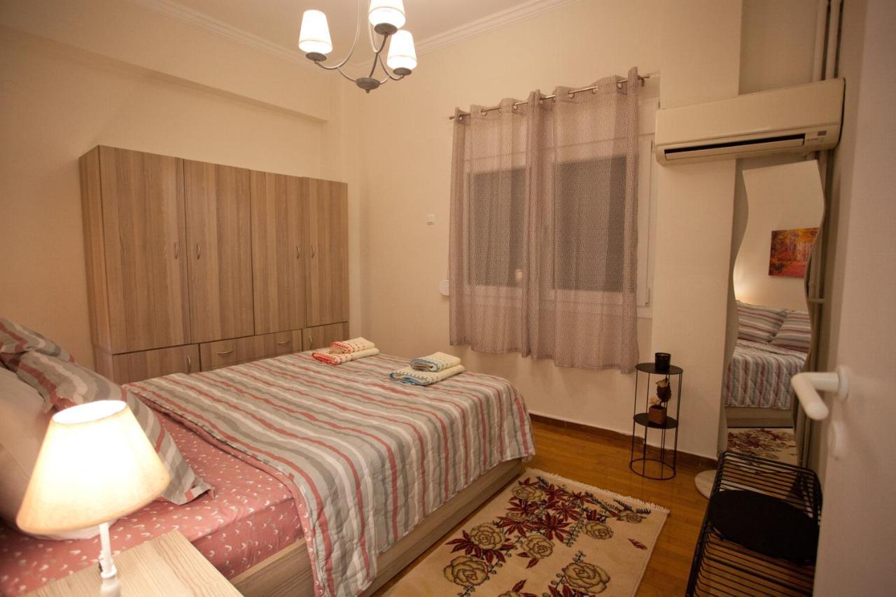 Lovely Nest Piraeus Bagian luar foto