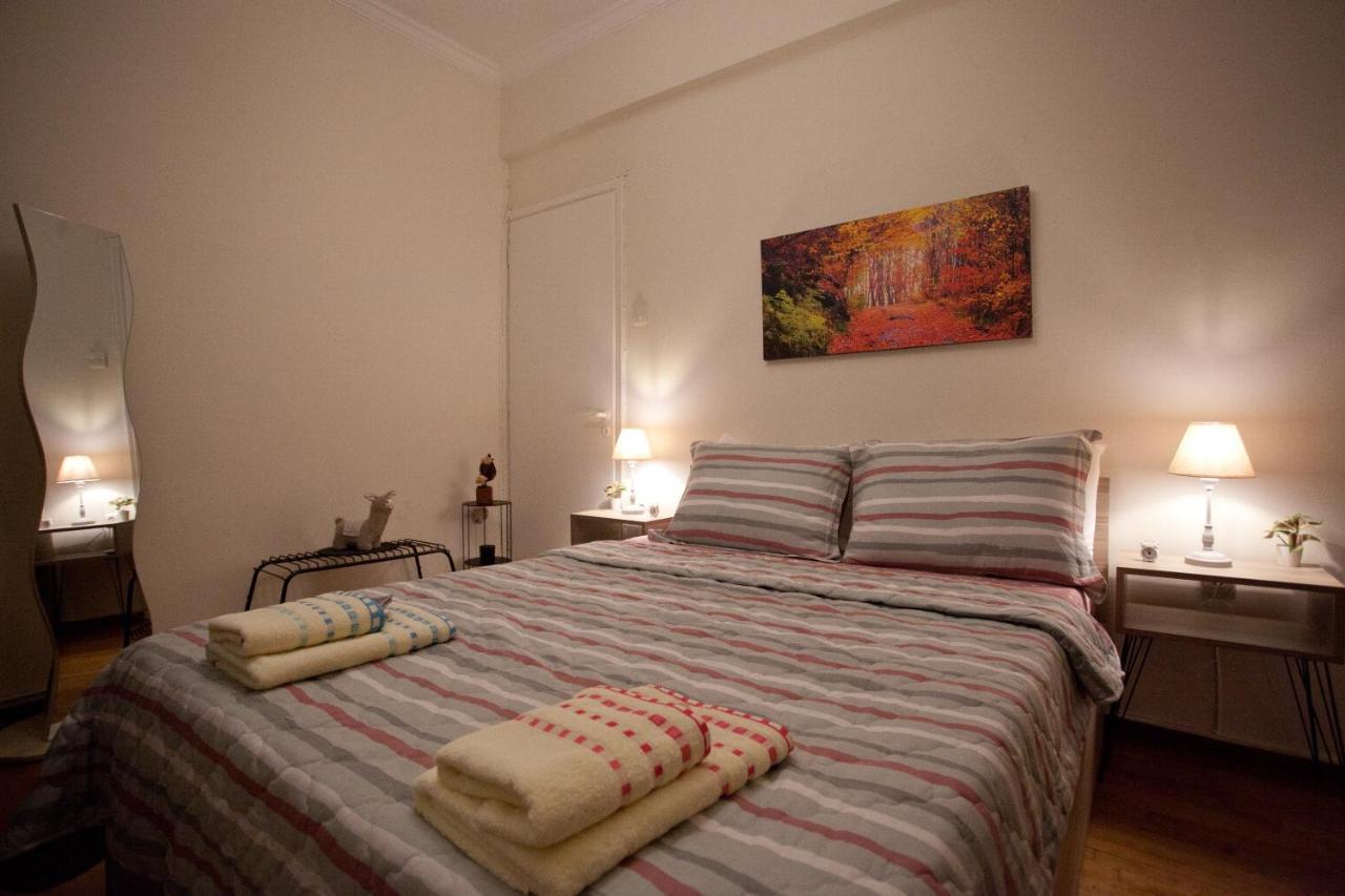 Lovely Nest Piraeus Bagian luar foto